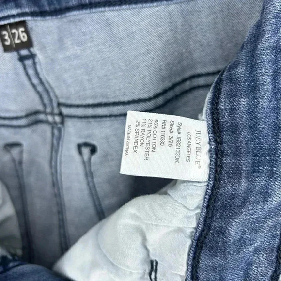 Judy Blue Los Angeles Skinny Fit Size 3 /26 Distressed Blue Jeans - Picture 10 of 12